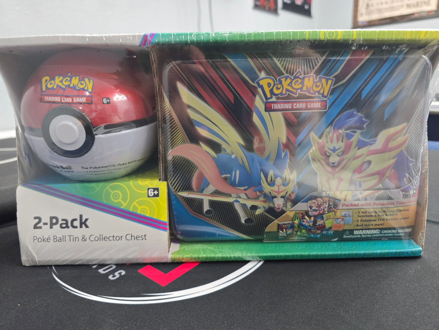 Zamazenta and Zacian 2-Pack Poke Ball Tin and Collector Chest SWSH