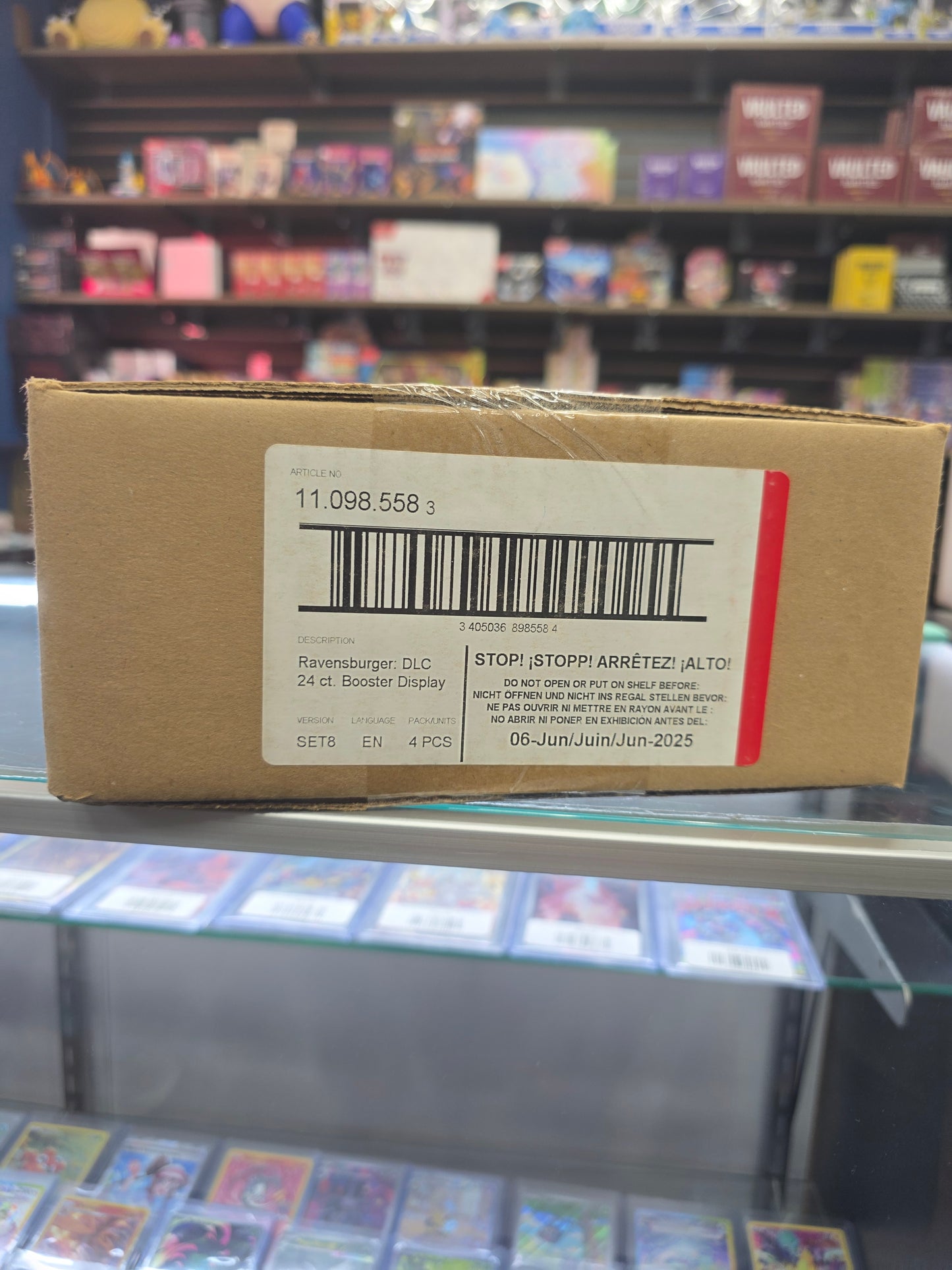 Disney Lorcana: Reign of Jafar Booster Box (24 Packs)