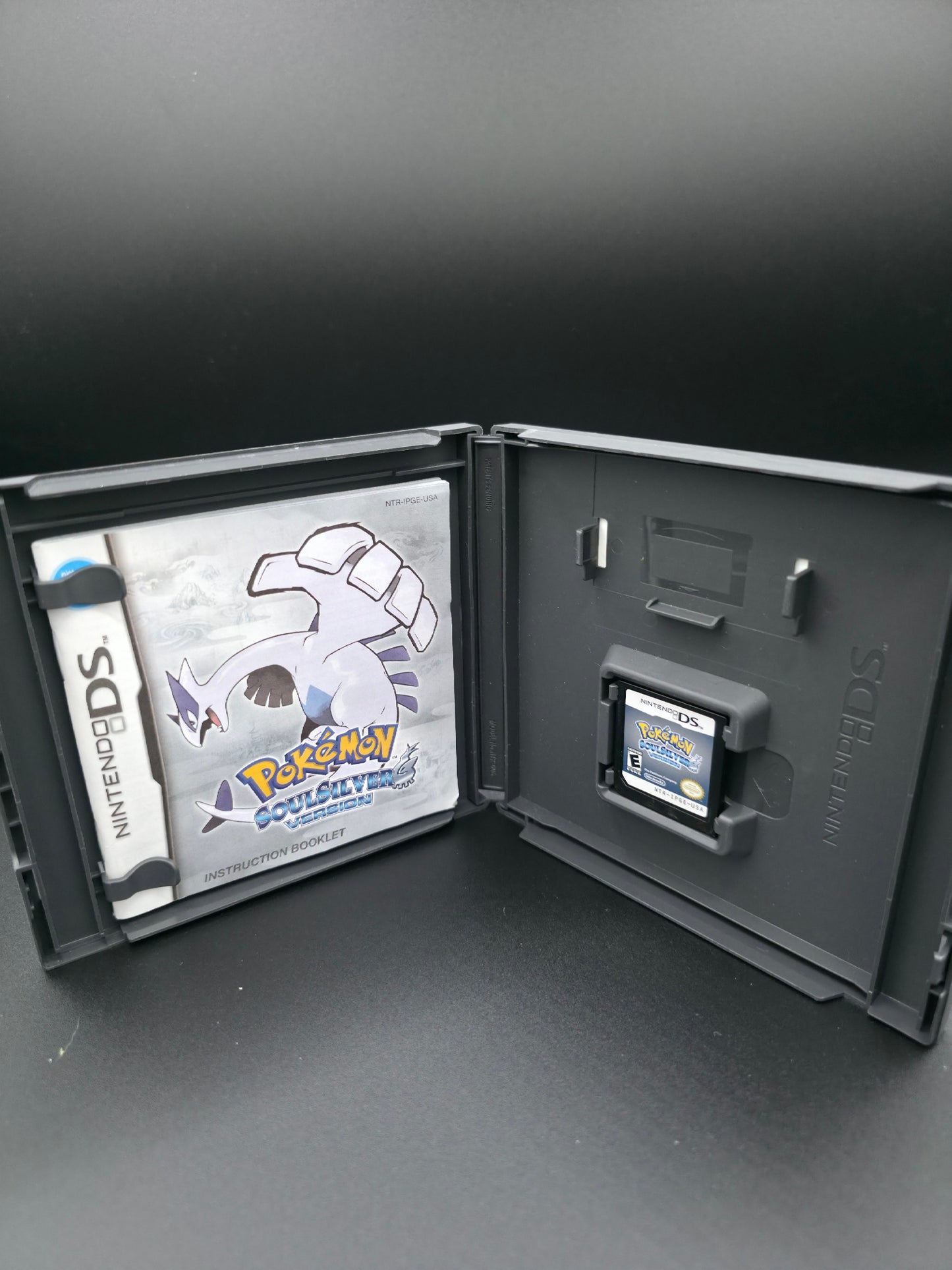 Pokémon Soul Silver Version Nintendo DS Authentic Complete CIB Manual & Inserts