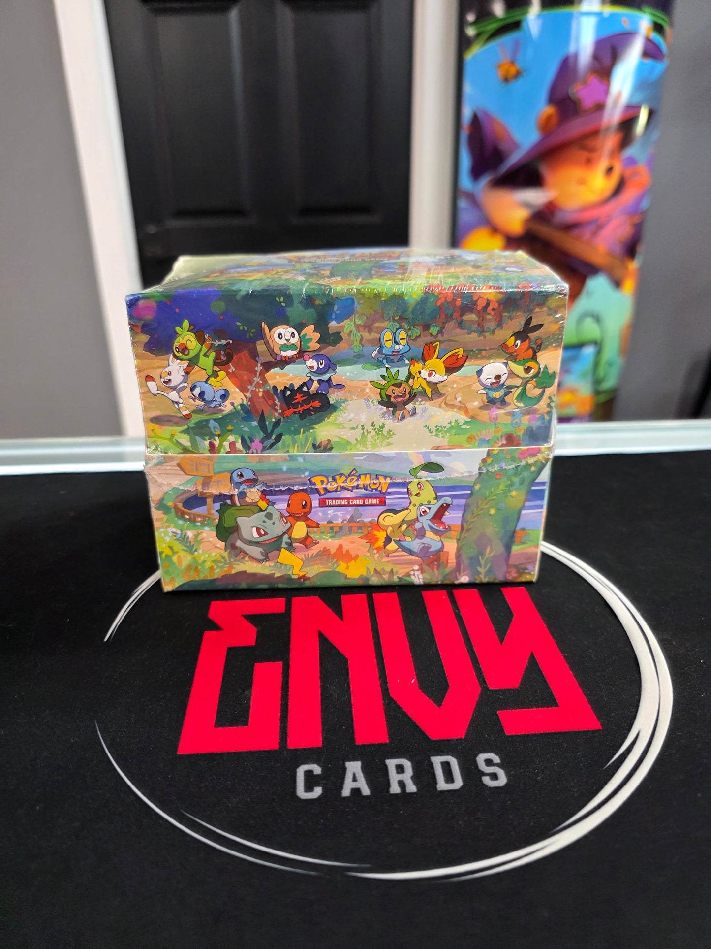 Pokemon TCG: Celebrations Mini Tin Display