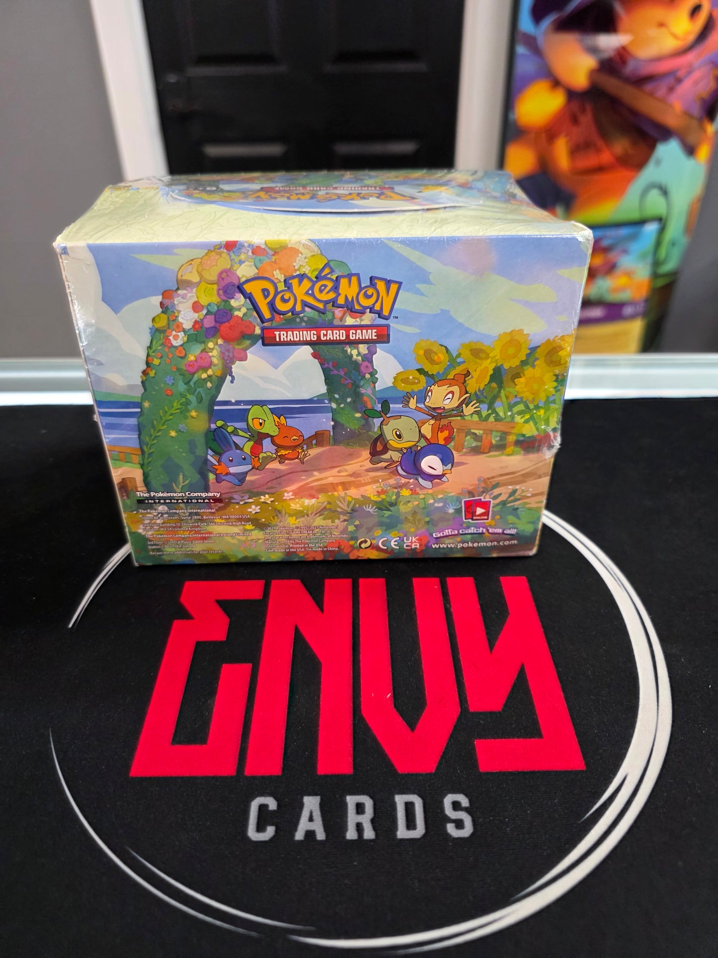 Pokemon TCG: Celebrations Mini Tin Display