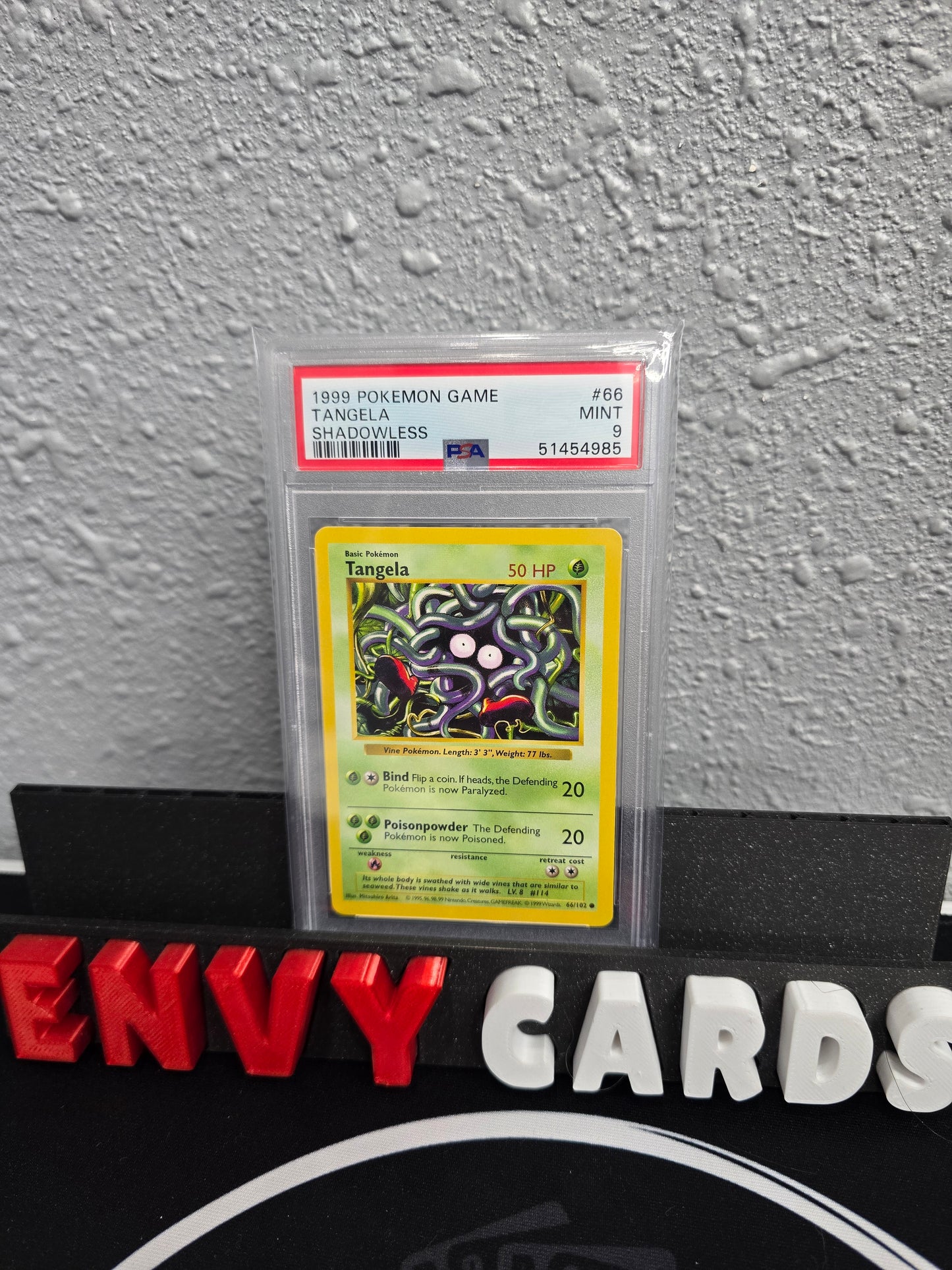 Tangela Base Set Shadowless 66/102 PSA 9